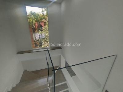 Casa de 4 alcobas en venta en Loma Benedictinos, Envigado, 300 m² · foto 19 de 20