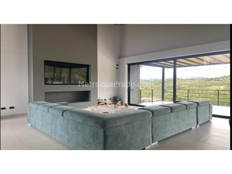 4BR House in Pantanillo (392 m²) - 4