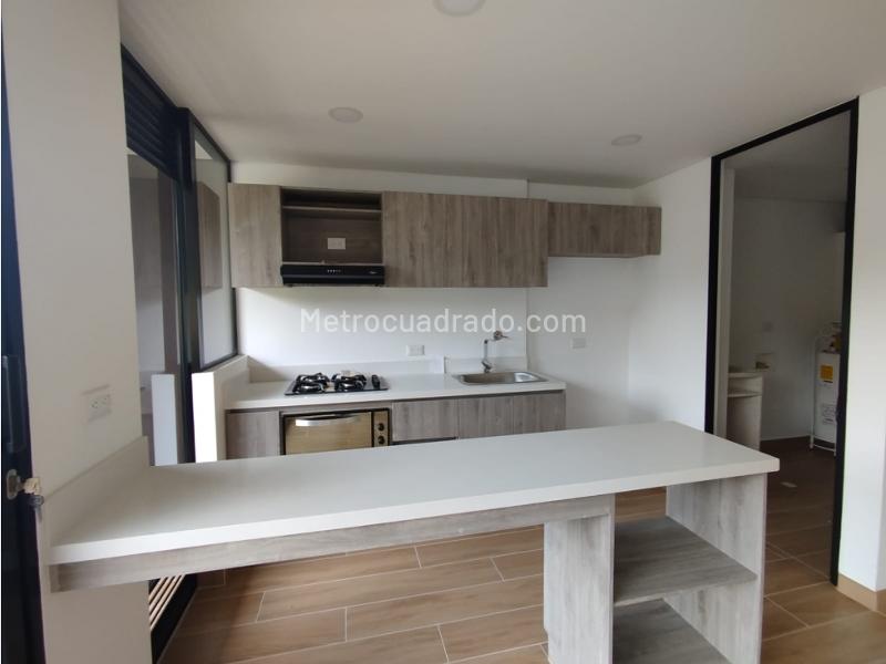 Apartamento en Arriendo, Macedonia, Retiro - 5