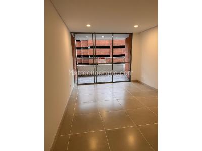 Apartamento de 3 alcobas en venta en Envigado, Envigado, 80 m² · foto 2 de 15