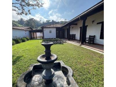 Casa de 3 alcobas en venta en Llano Grande, Rionegro, 800 m² · foto 3 de 12