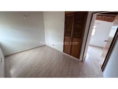 Apartamento en venta en La Floresta, Medellín · foto 3 de 20