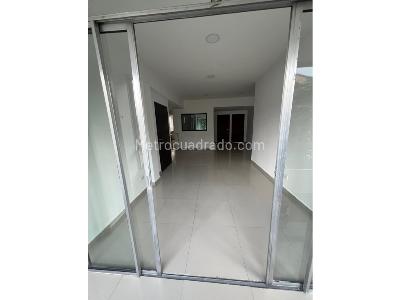 Apartamento en venta en Los Colores, Medellín · foto 2 de 20