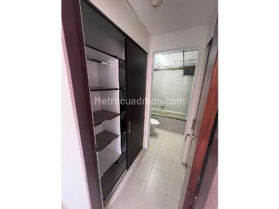 Apartamento en venta en Los Colores, Medellín · foto 7 de 20