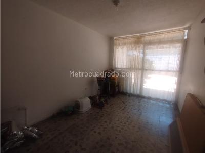 Casa de 5 alcobas en venta en Calasanz, Medellín, 300 m² · foto 7 de 20
