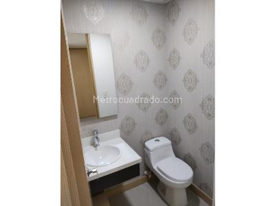 Apartamento de 3 alcobas en arriendo en El Poblado, Medellín, 114 m² · foto 11 de 14