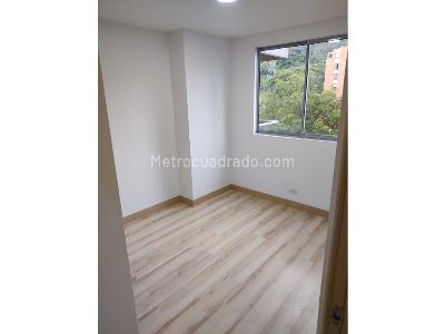 Apartamento de 3 alcobas en arriendo en El Poblado, Medellín, 114 m² · foto 13 de 14
