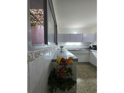 Casa de 5 alcobas en venta en Laureles, Medellín, 250 m² · foto 2 de 20