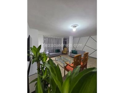 Casa de 5 alcobas en venta en Laureles, Medellín, 250 m² · foto 3 de 20