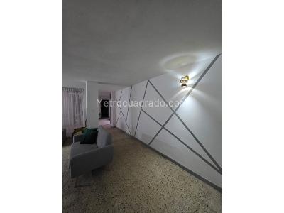 Casa de 5 alcobas en venta en Laureles, Medellín, 250 m² · foto 7 de 20