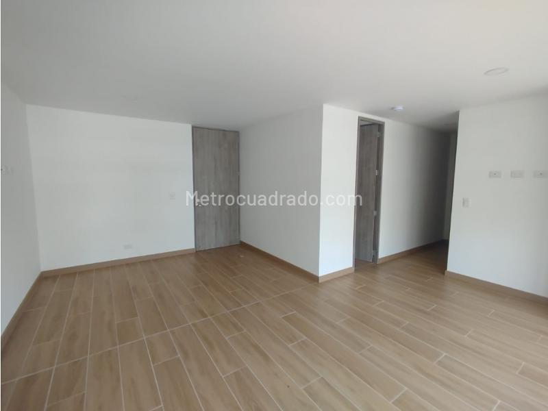 Apartamento en Arriendo, Macedonia, Retiro - 5