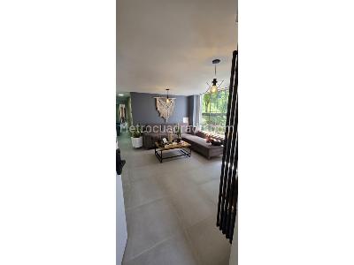 Apartamento en venta en Loma Del Indio, Medellín · foto 8 de 11
