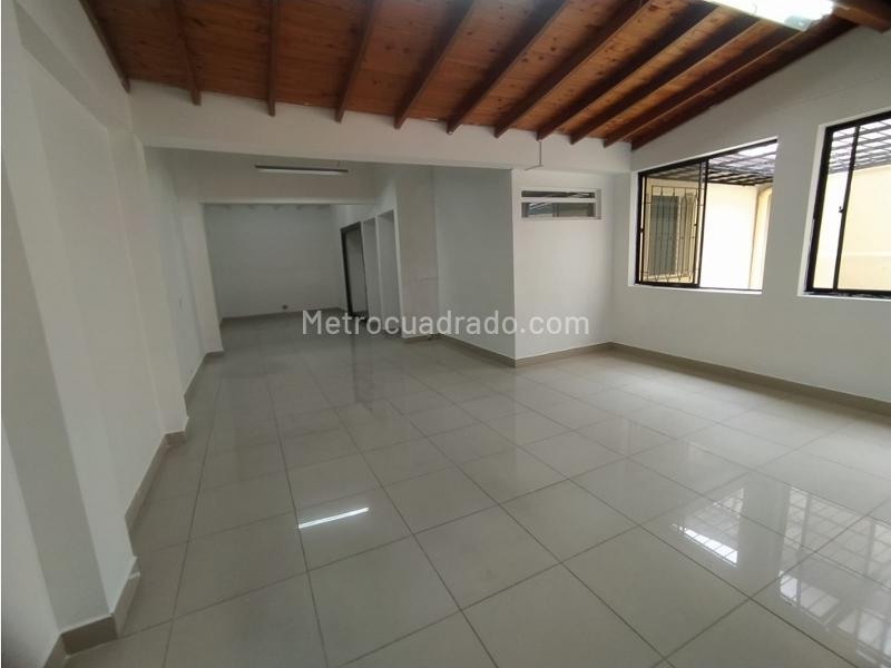 Commercial 5BR House in Belen Miravalle - 3