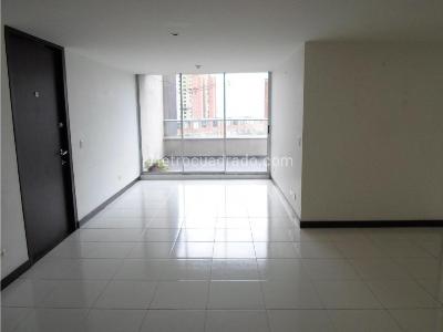 Apartamento en arriendo en Las Palmas, Medellín · foto 2 de 19