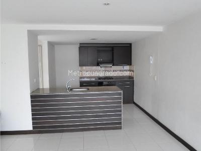 Apartamento en arriendo en Las Palmas, Medellín · foto 4 de 19