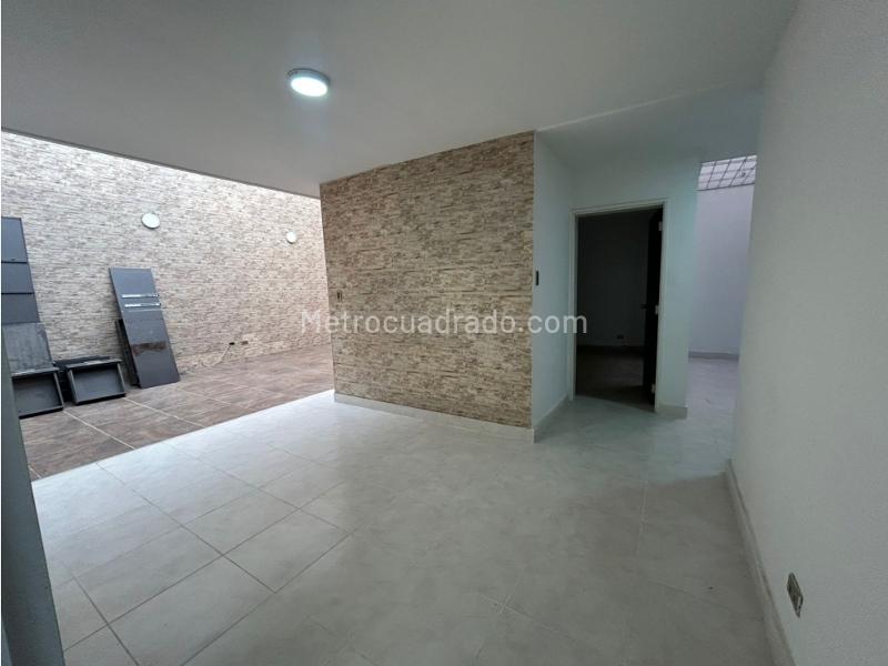 Casa Comercial en Arriendo en Laureles - 7