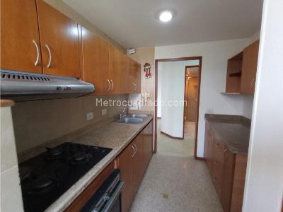 Apartamento en venta en Castropol, Medellín · foto 8 de 20
