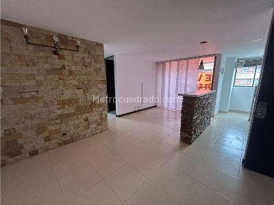 Apartamento en venta en Loma Del Indio, Medellín · foto 2 de 20