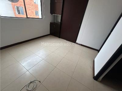 Apartamento en venta en Loma Del Indio, Medellín · foto 8 de 20
