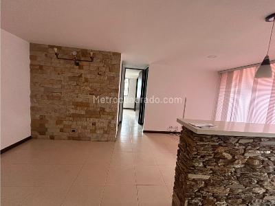 Apartamento en venta en Loma Del Indio, Medellín · foto 10 de 20