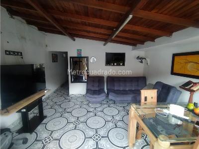 Casa de 2 alcobas en venta en San Javier, Medellín, 65 m² · foto 7 de 13