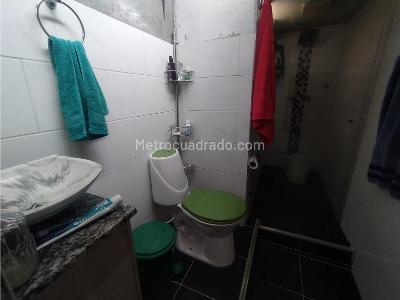 Casa de 2 alcobas en venta en San Javier, Medellín, 65 m² · foto 9 de 13