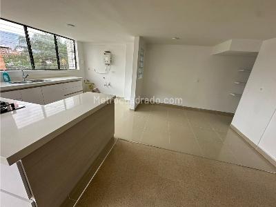 Apartamento de 3 alcobas en venta en Laureles, Medellín, 120 m² · foto 12 de 15