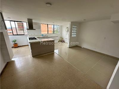 Apartamento de 3 alcobas en venta en Laureles, Medellín, 120 m² · foto 14 de 15