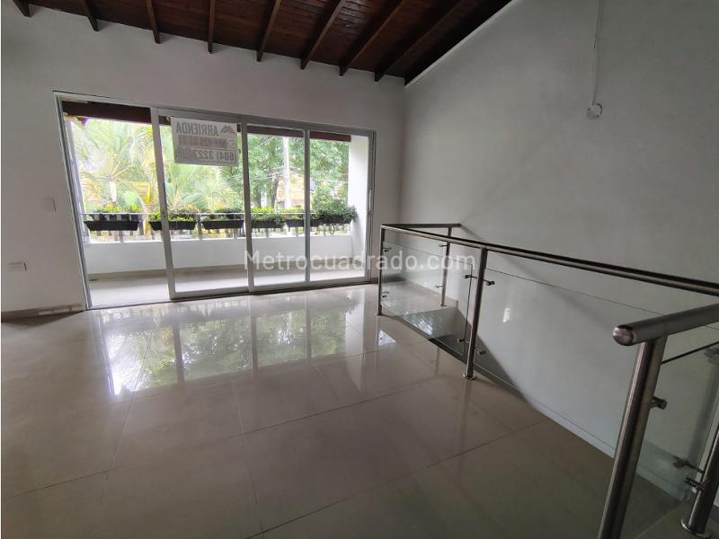 Casa de 3 Alcobas en Alquiler en Simón Bolívar - 4