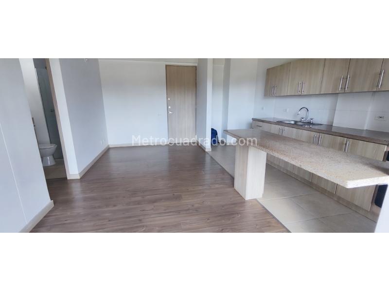 3BR Apartment in Porton Del Retiro (70 m²) - 5