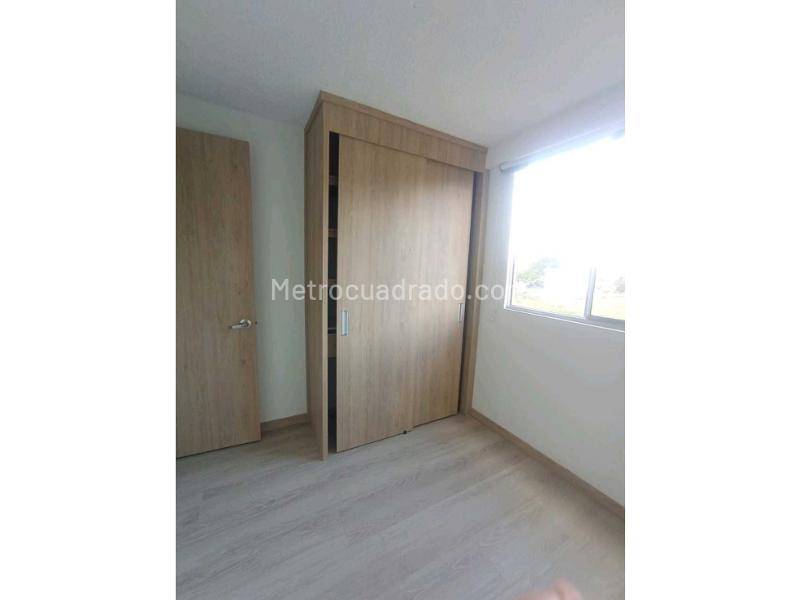 3BR Apartment in Fontibon (70 m²) - 4