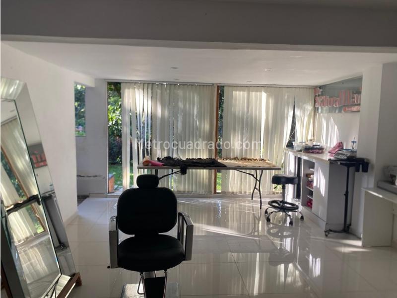 Casa en Venta, Amazonia, Bello – další