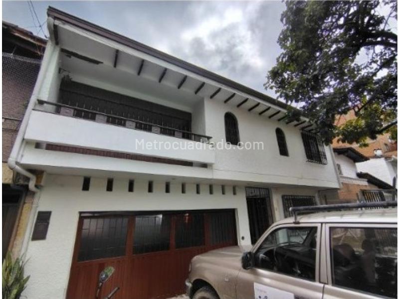 Casa en Arriendo, Alameda, Medellín en Alameda