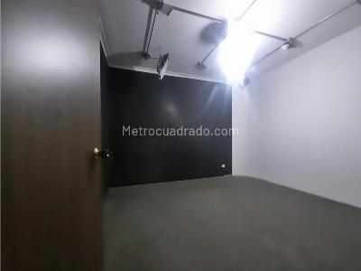 Casa de 5 alcobas en arriendo en Alameda, Medellín, 328 m² · foto 15 de 20