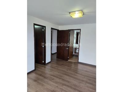 Apartamento de 3 alcobas en venta en Castropol, Medellín, 150 m² · foto 9 de 20