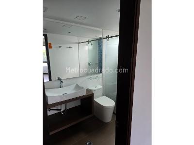 Apartamento de 3 alcobas en venta en Castropol, Medellín, 150 m² · foto 11 de 20
