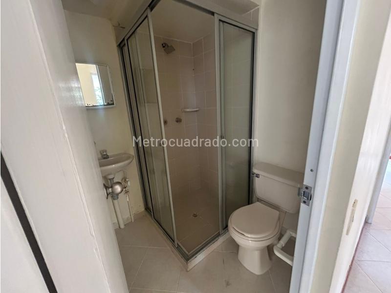 3BR Apartment for Rent in Loma del Indio with Parking - 5