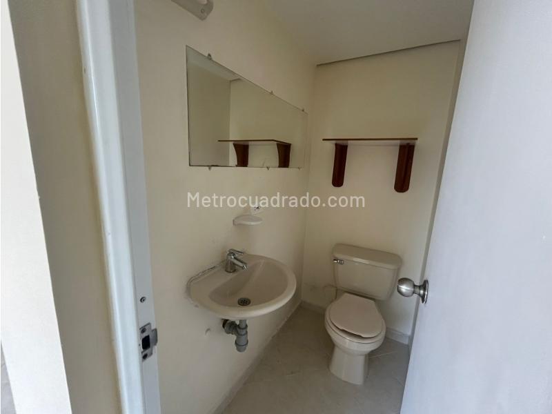 3BR Apartment for Rent in Loma del Indio with Parking - 8