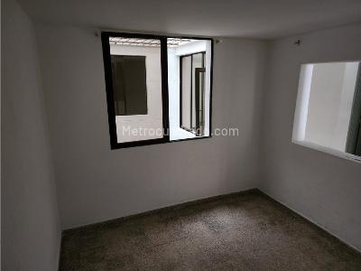 Casa de 5 alcobas en venta en La Floresta, Medellín, 147 m² · foto 9 de 20
