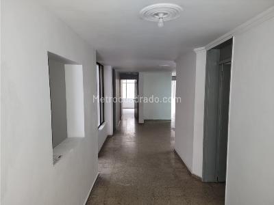 Casa de 5 alcobas en venta en La Floresta, Medellín, 147 m² · foto 10 de 20