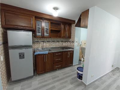 Apartamento de 3 alcobas en venta en Amazonia, Bello, 76 m² · foto 2 de 15