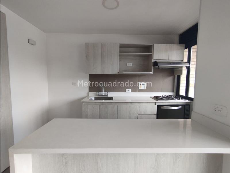 3BR Apartment in Macedonia (77 m²)