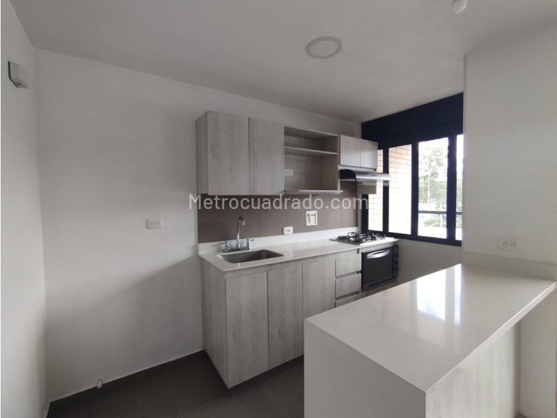 Apartamento en Arriendo, Macedonia, Retiro - 2