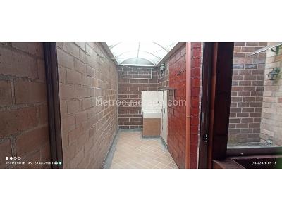 Apartamento de 2 alcobas en arriendo en Belen Malibu, Medellín, 90 m² · foto 13 de 20