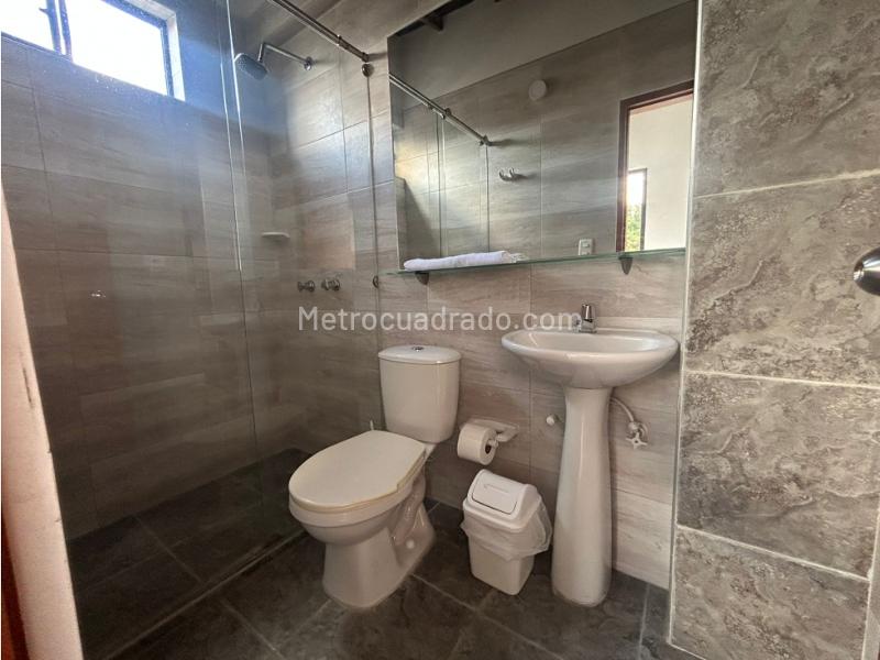 Apartamento de 2 Alcobas con Baños Privados en Belén La Palma - 6
