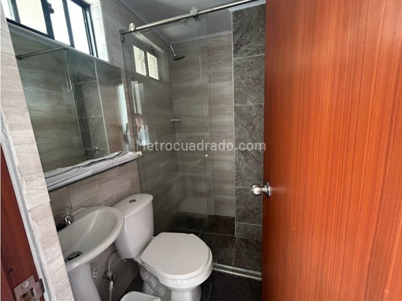 Charming 2BR Apartment in Belen La Palma - 9