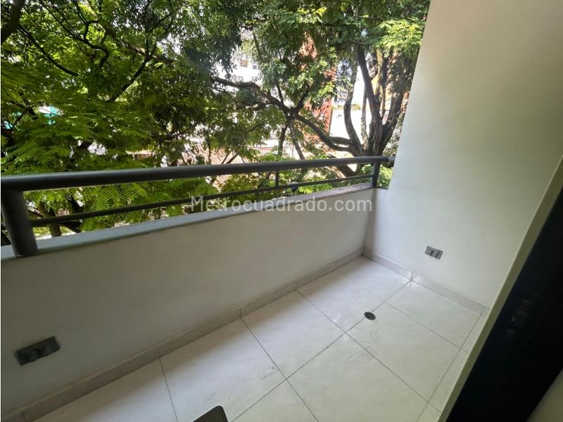 Modern 2BR Apartment in Belen La Palma - 5