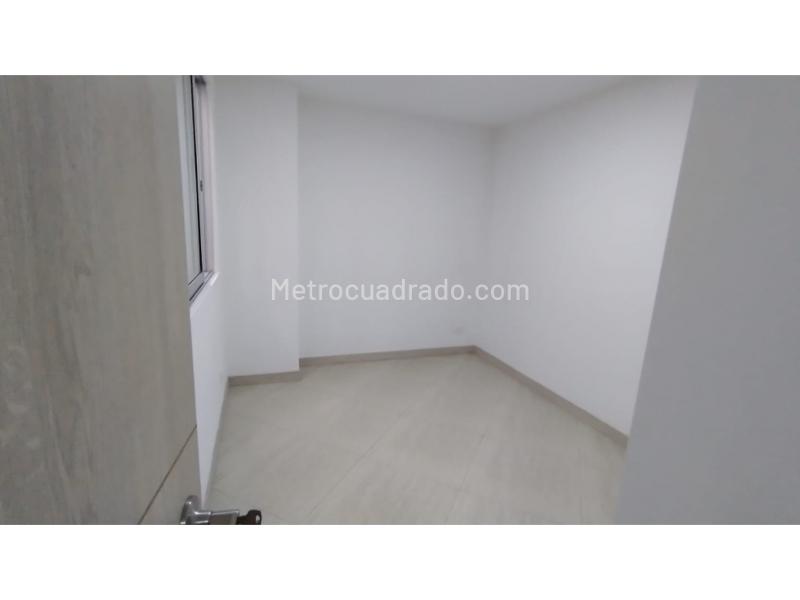 Modern 3BR Apartment in El Nogal - 6