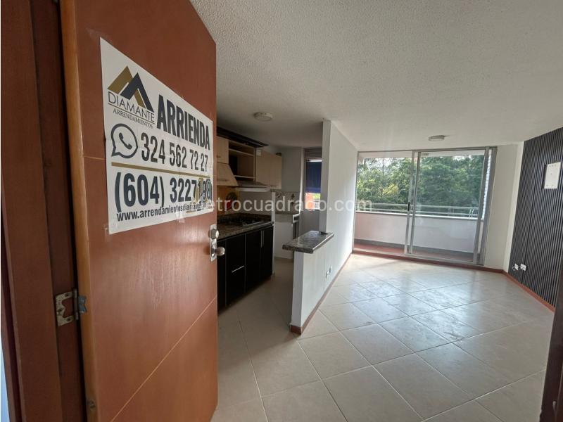 2BR Apartment with Amenities in Loma Del Indio