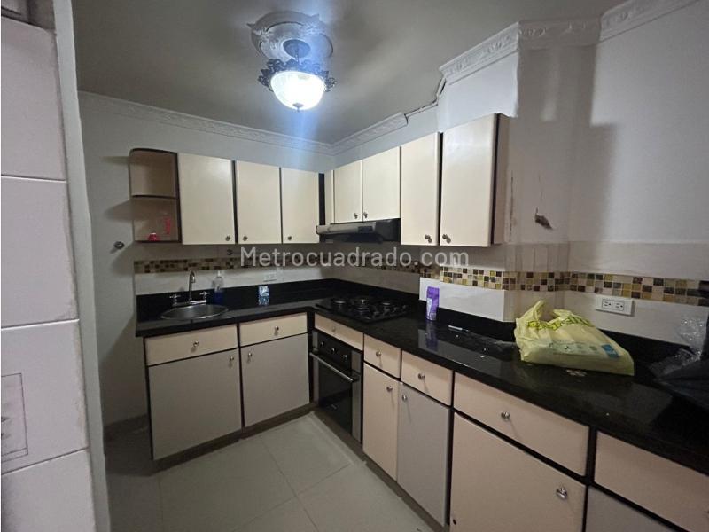 3BR Apartment in Laureles (110 m²) - 4